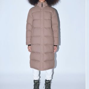 ARITZIA——The Super Puff Long